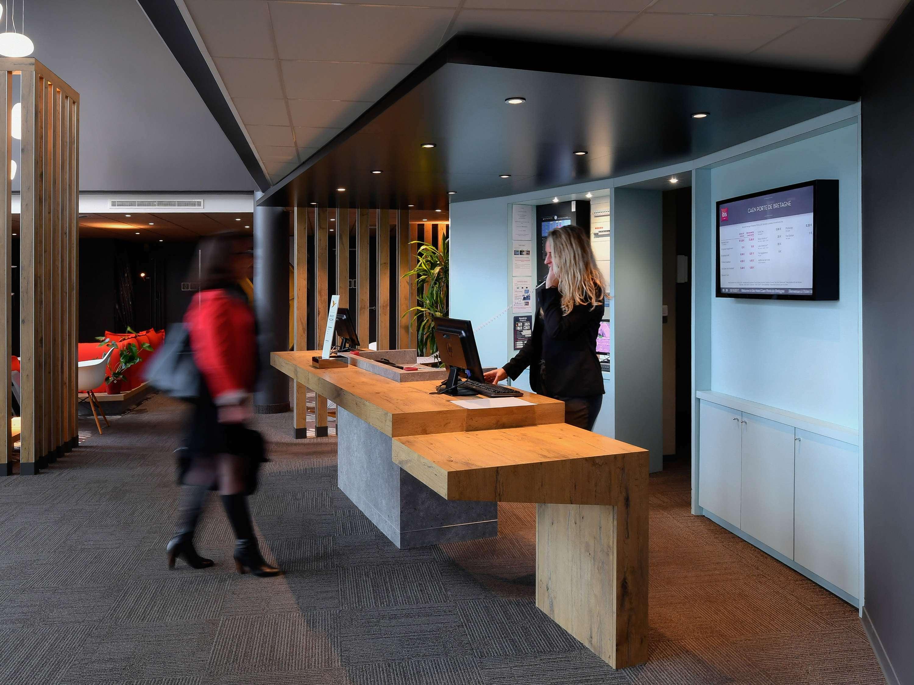 ibis budget Caen Porte de Bretagne Bretteville-sur-Odon Eksteriør billede