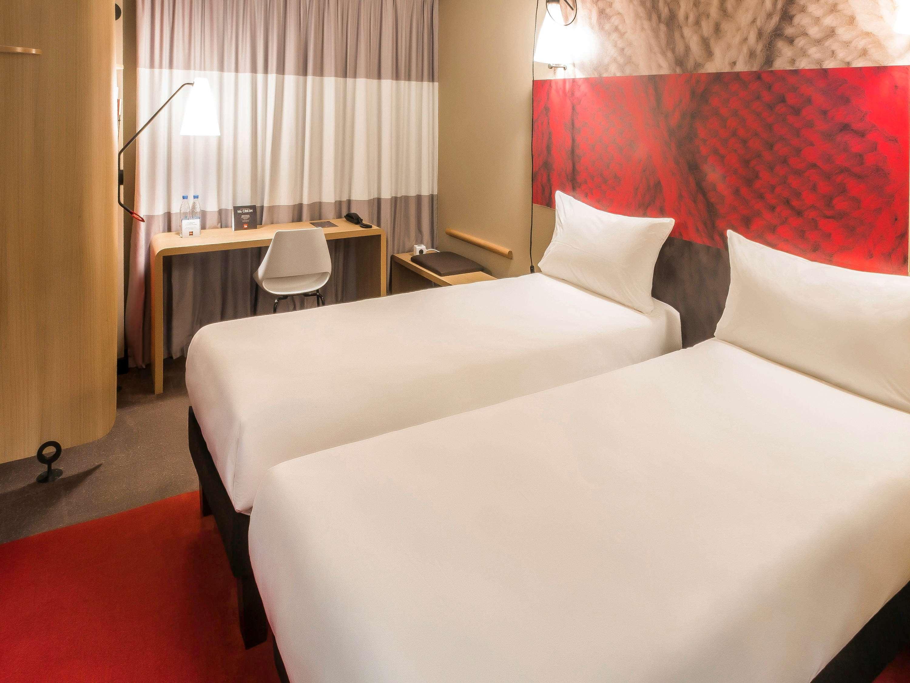 ibis budget Caen Porte de Bretagne Bretteville-sur-Odon Eksteriør billede