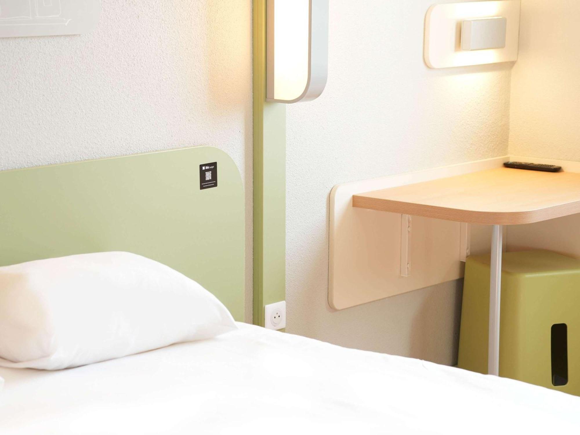 ibis budget Caen Porte de Bretagne Bretteville-sur-Odon Eksteriør billede