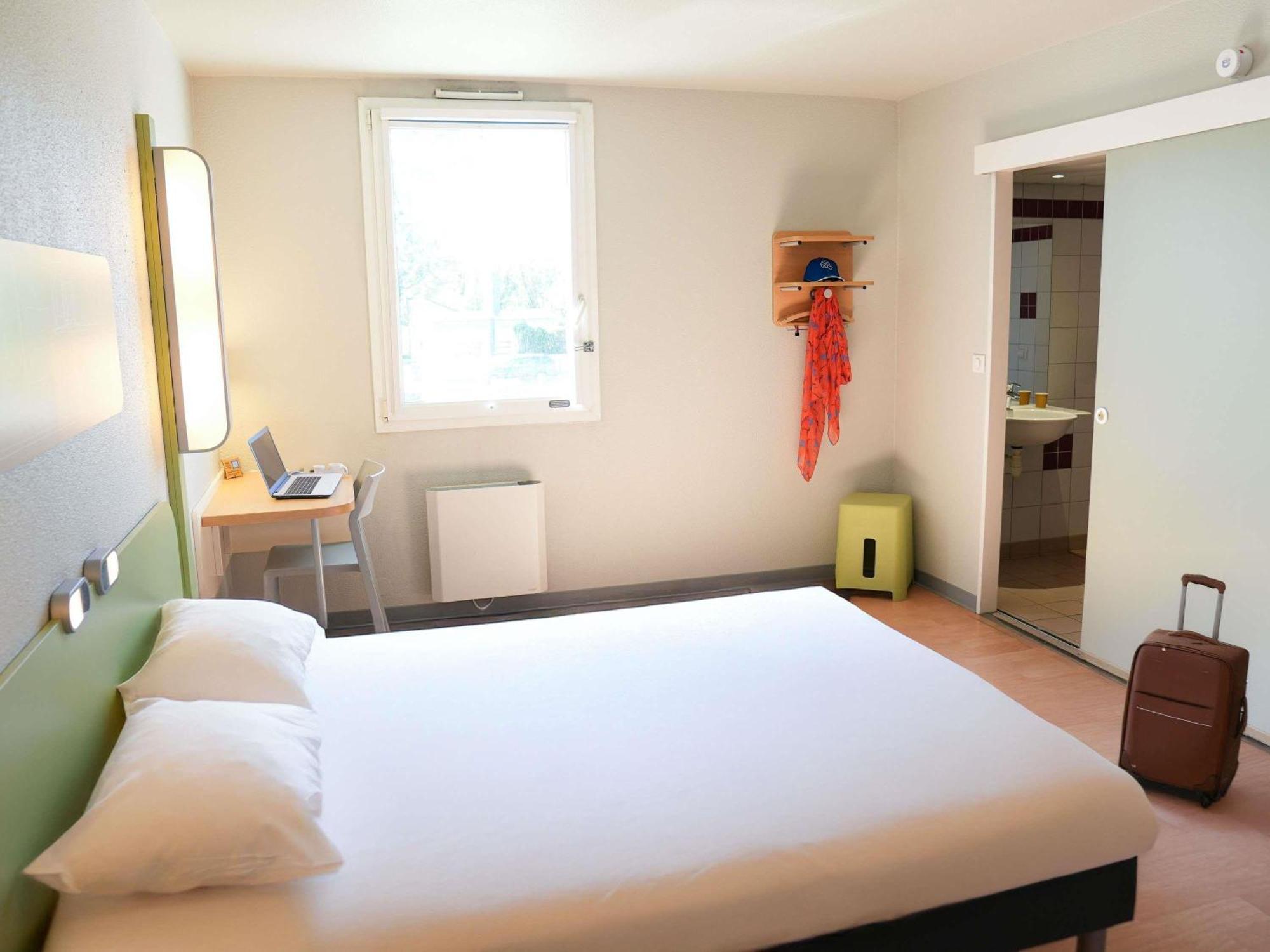 ibis budget Caen Porte de Bretagne Bretteville-sur-Odon Eksteriør billede